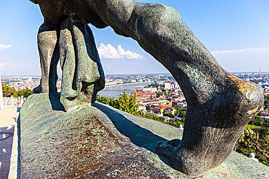 《原子之心》DLC2现已推出 本体游戏及季票半价促销